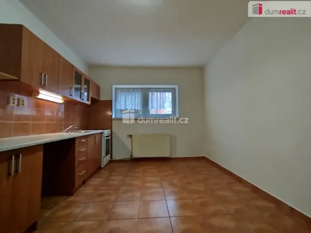 Pronájem bytu 2+1, Cheb, Hálkova, 52 m2