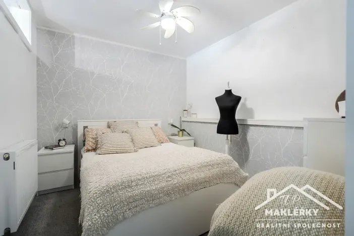 Prodej bytu 2+kk, Břežany II, 56 m2