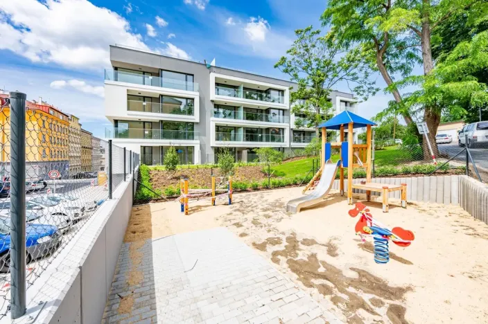 Pronájem bytu 1+kk, Praha - Libeň, Kotlaska, 36 m2