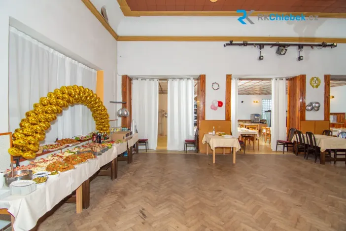 Prodej restaurace, Daskabát, 950 m2