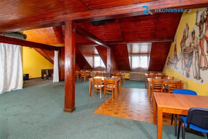 Prodej restaurace, Daskabát, 950 m2