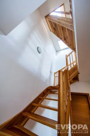 Pronájem bytu 2+kk, Praha - Podolí, Nedvědovo náměstí, 105 m2