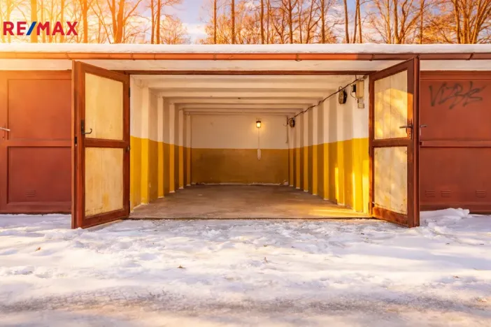 Prodej garáže, Žďár nad Sázavou - Žďár nad Sázavou 1, Smíchov, 18 m2