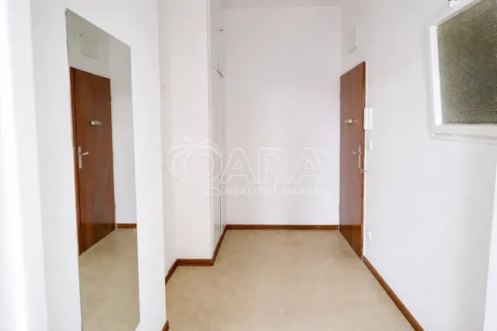 Pronájem bytu 1+kk, Praha - Holešovice, U Pergamenky, 30 m2
