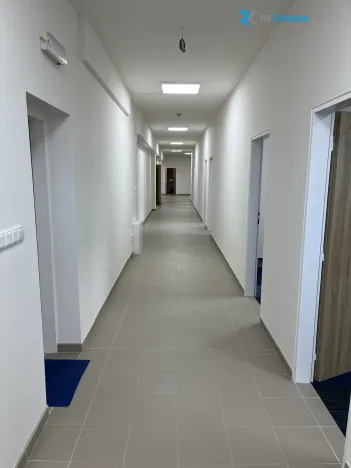 Pronájem kanceláře, Sedliště, 553 m2