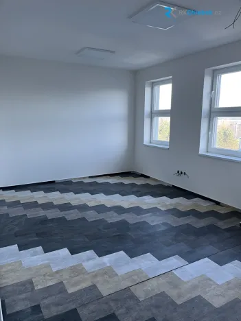 Pronájem kanceláře, Sedliště, 409 m2