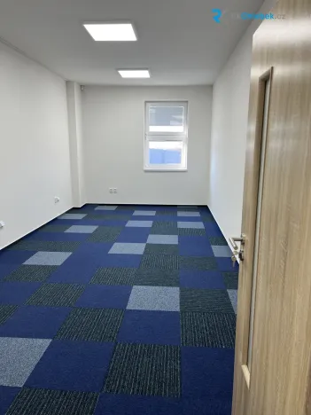 Pronájem kanceláře, Sedliště, 409 m2