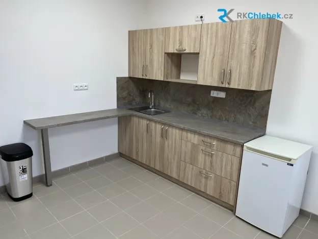 Pronájem skladu, Sedliště, 504 m2