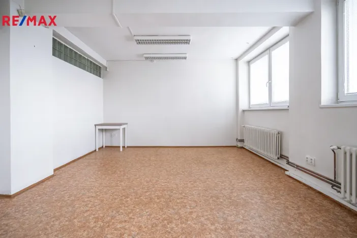 Pronájem kanceláře, Brno, Selská, 66 m2