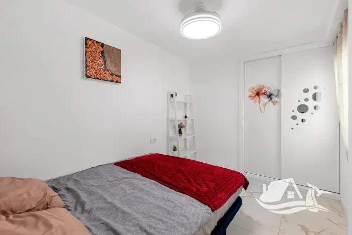 Prodej bytu 4+kk, Torrevieja, Španělsko, 70 m2