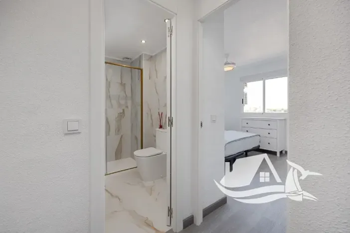 Prodej bytu 3+kk, Orihuela, Španělsko, Paseo Marítimo de Punta Prima, 70 m2