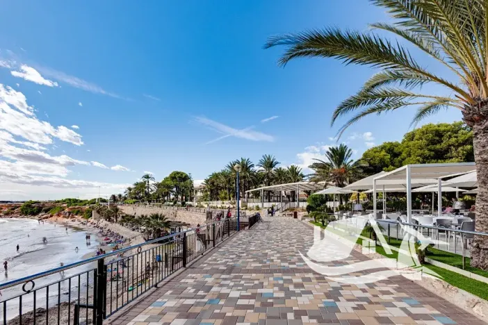 Prodej bytu 3+kk, Orihuela, Španělsko, Paseo Marítimo de Punta Prima, 70 m2