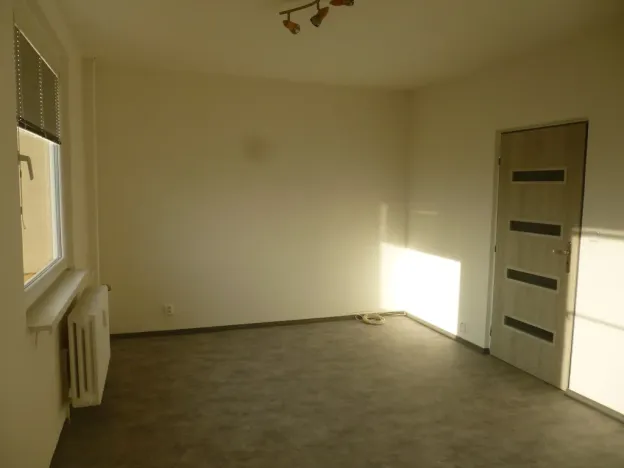 Pronájem bytu 2+1, Děčín - Děčín VI-Letná, Školní, 50 m2