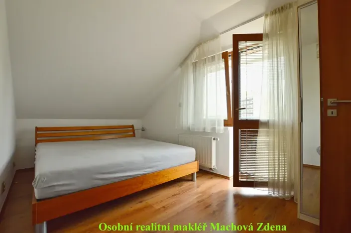 Pronájem bytu 3+kk, Praha - Strašnice, Gutova, 87 m2