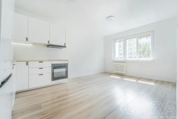 Pronájem bytu 3+kk, Kladno, Bělehradská, 53 m2