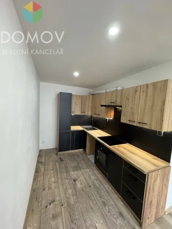 Pronájem bytu 2+kk, Králův Dvůr, Nad Stadionem, 40 m2