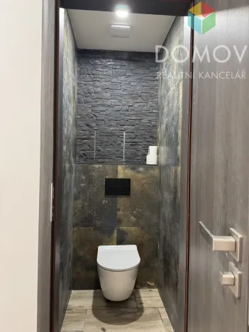 Pronájem bytu 2+kk, Králův Dvůr, Nad Stadionem, 40 m2