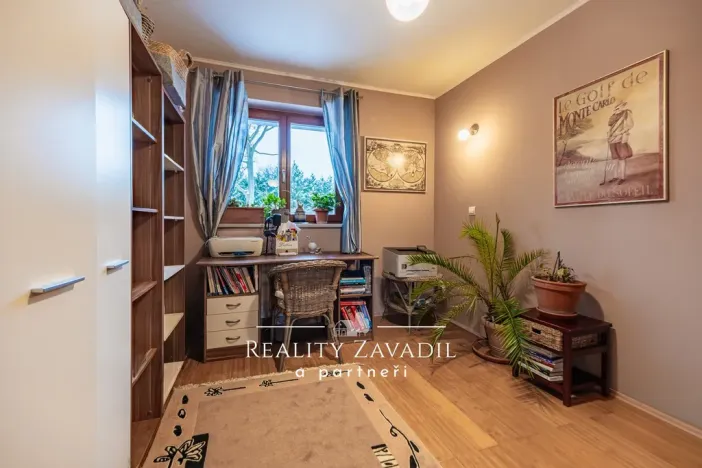 Pronájem bytu 3+kk, Jesenice, V Lázních, 93 m2