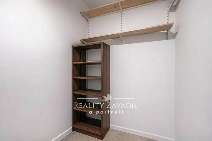 Pronájem bytu 3+kk, Jesenice, V Lázních, 93 m2