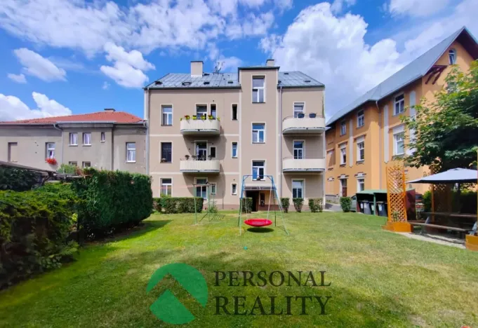 Pronájem bytu 1+kk, Mariánské Lázně, Husova, 40 m2