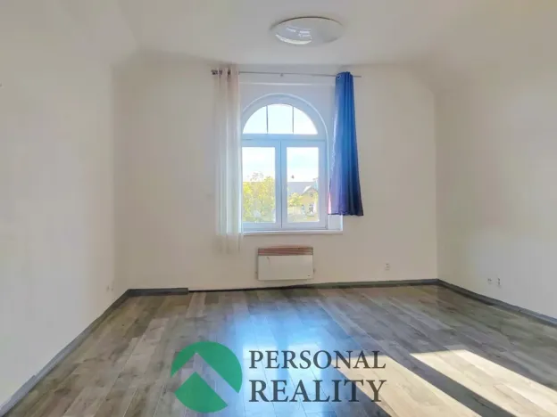 Pronájem bytu 1+kk, Mariánské Lázně, Husova, 40 m2