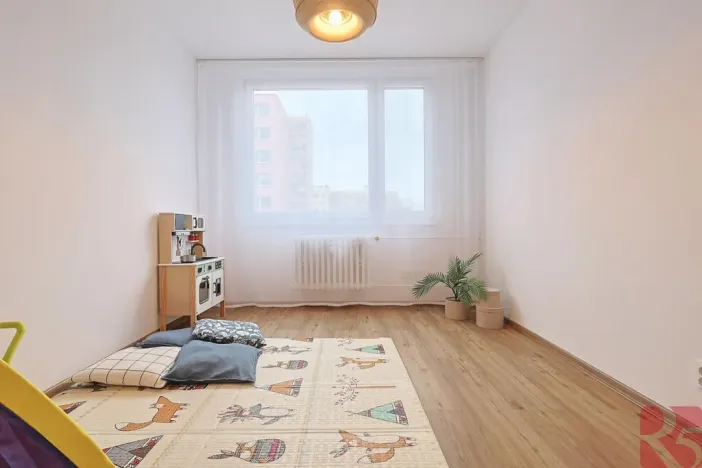 Prodej bytu 3+1, Praha - Bohnice, Feřtekova, 75 m2