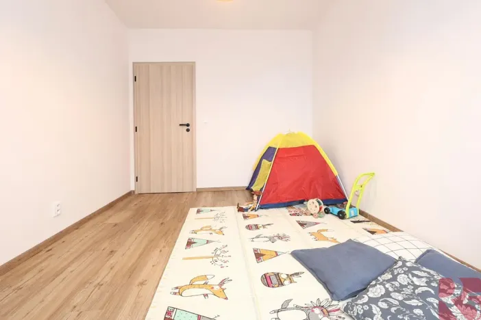 Prodej bytu 3+1, Praha - Bohnice, Feřtekova, 75 m2