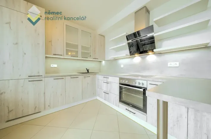 Pronájem bytu 2+kk, Praha - Střížkov, Makedonská, 64 m2