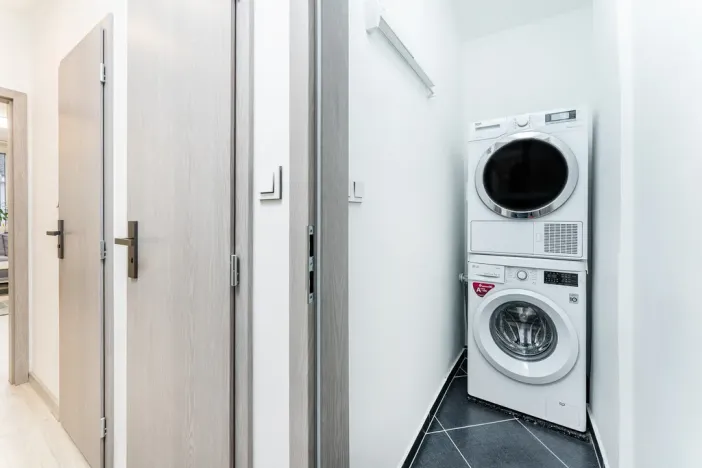 Prodej bytu 2+1, Hradec Králové - Pražské Předměstí, U Koruny, 60 m2