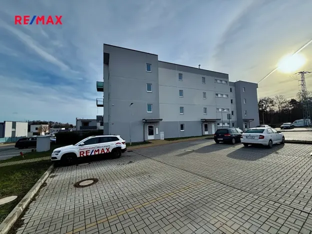 Pronájem bytu 2+kk, Zbůch, U Trati, 49 m2