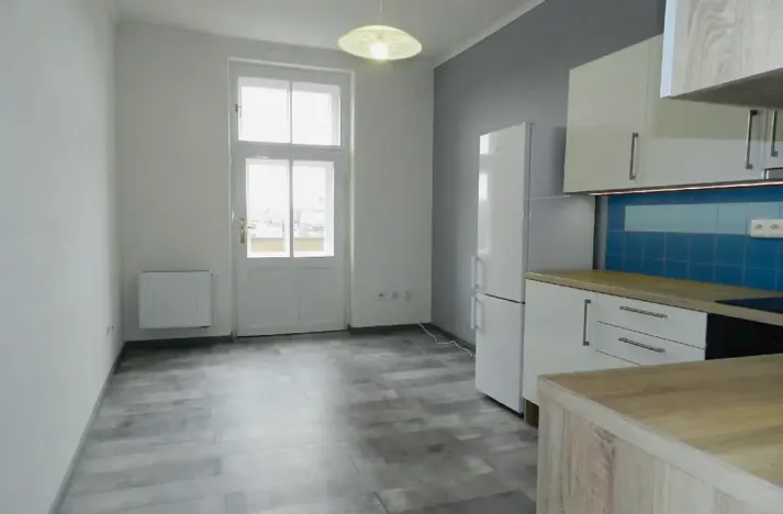 Pronájem bytu 2+kk, Praha - Žižkov, Fibichova, 60 m2