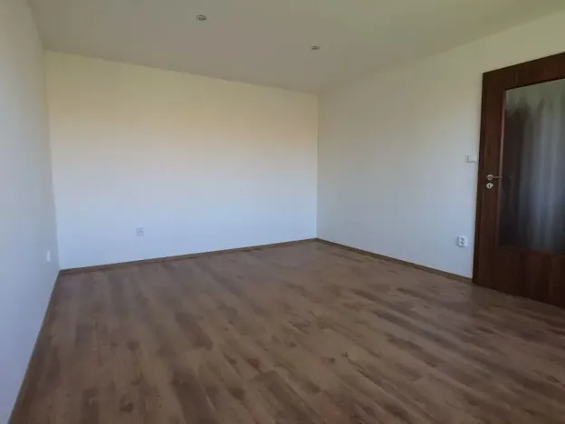 Pronájem rodinného domu, Holubice, 171 m2