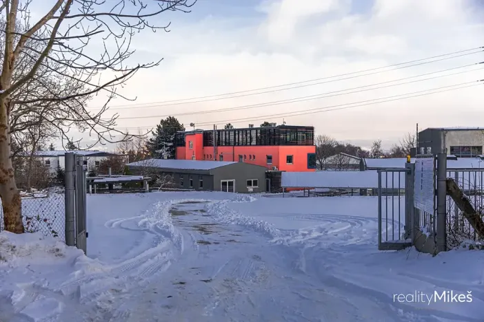 Prodej výrobních prostor, Liberec, Malodoubská, 3613 m2
