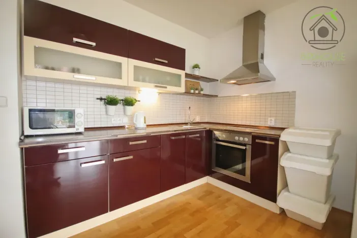 Prodej bytu 2+kk, Plzeň - Skvrňany, Waltrova, 72 m2