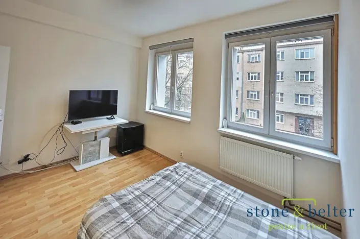 Prodej bytu 1+kk, Praha - Libeň, Sokolovská, 20 m2