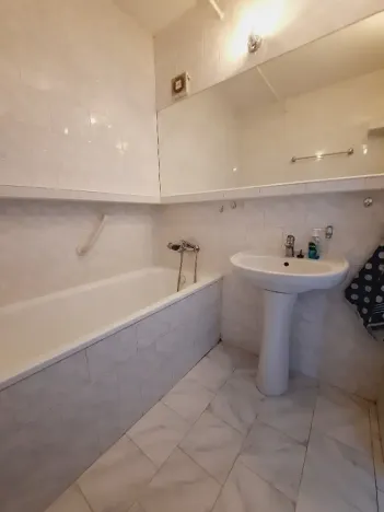 Prodej bytu 4+1, Praha - Troja, Mazurská, 92 m2