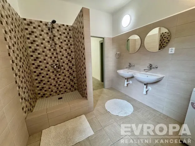 Pronájem bytu 5+kk, Přeštice, Jungmannova, 188 m2