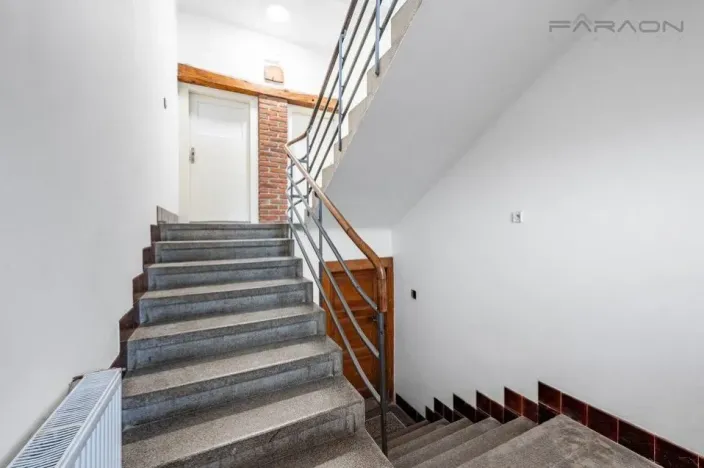 Prodej komerční nemovitosti, Lety, 550 m2