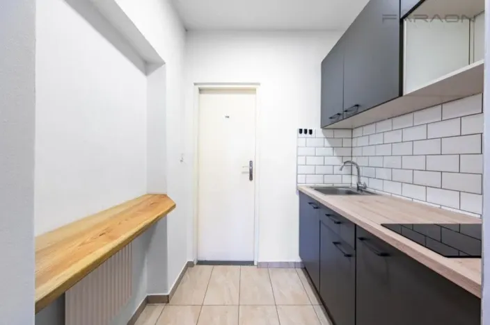 Prodej činžovního domu, Lety, 550 m2