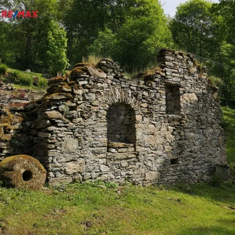 Prodej chalupy, Stráž nad Ohří - Srní, 300 m2