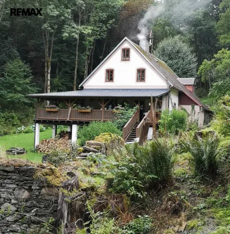 Prodej chalupy, Stráž nad Ohří - Srní, 300 m2