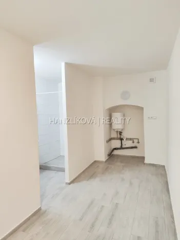 Pronájem kanceláře, České Budějovice - České Budějovice 3, Skuherského, 33 m2