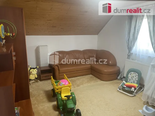 Prodej rodinného domu, Hradešín, 140 m2