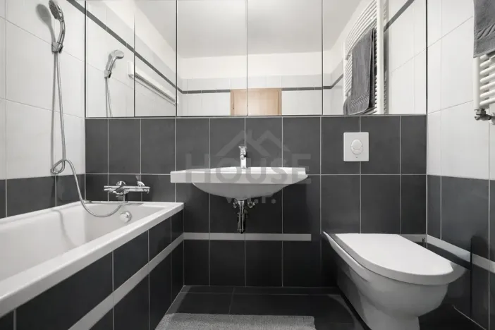 Prodej bytu 2+kk, Praha - Michle, V dolině, 54 m2