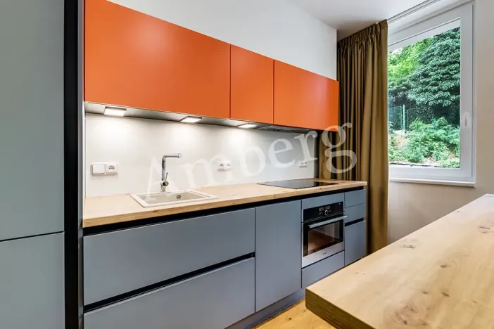 Pronájem bytu 1+kk, Praha - Vinohrady, Perucká, 26 m2