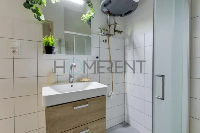 Pronájem bytu 1+1, Praha - Vršovice, Petrohradská, 37 m2