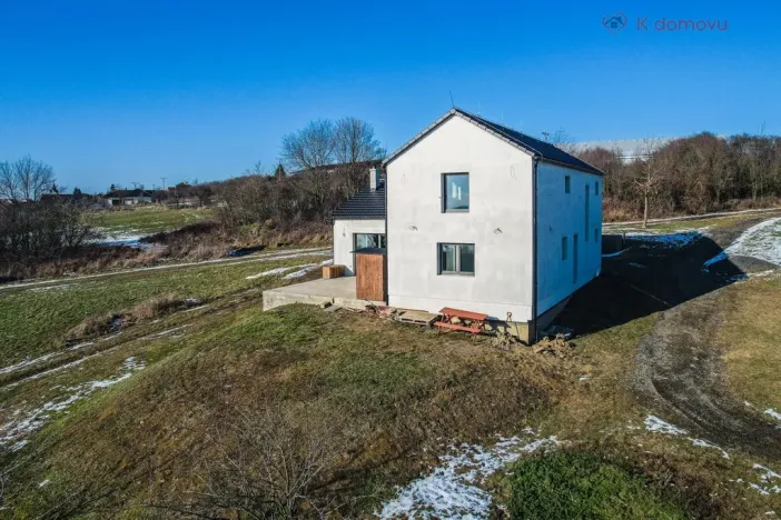 Prodej rodinného domu, Lhota, 207 m2