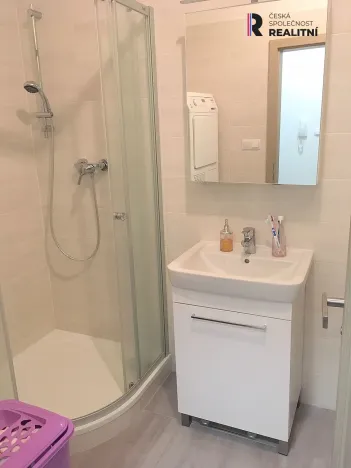 Pronájem bytu 1+kk, Brno - Žebětín, Lišejníková, 29 m2