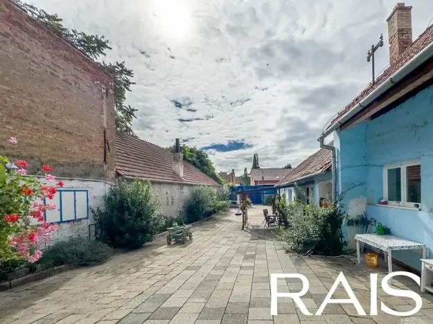 Prodej komerční nemovitosti, Brno, 692 m2