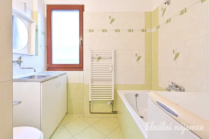 Pronájem bytu 1+kk, Brno, Slovákova, 24 m2